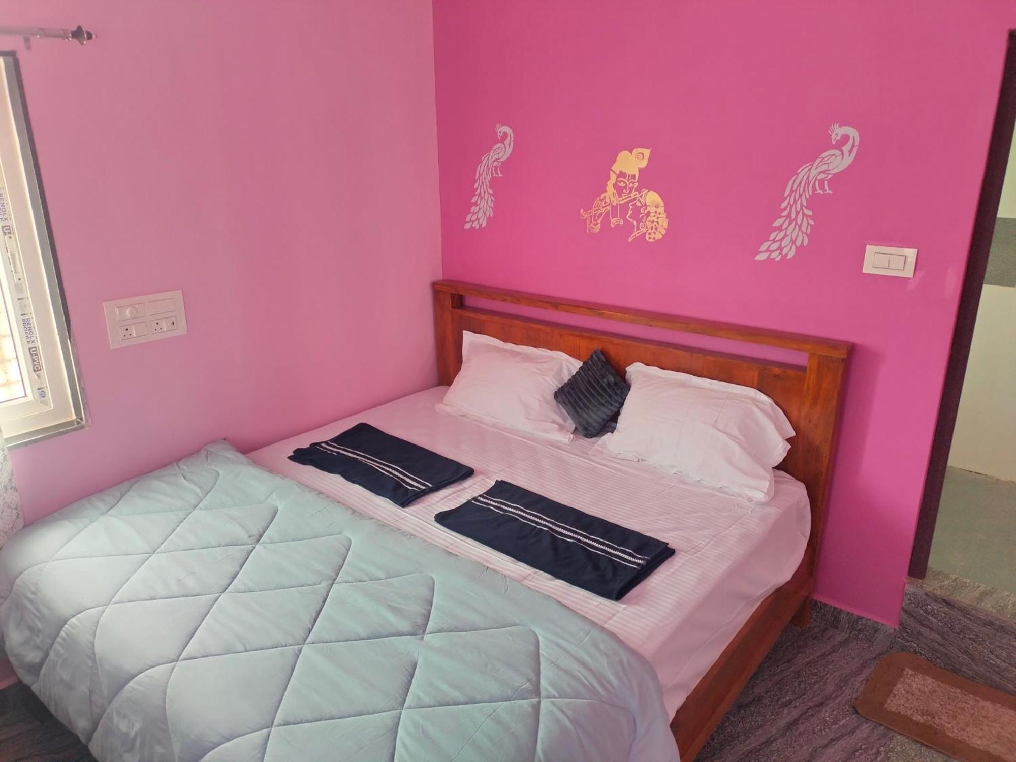 Supritha Homestay Hampi Ngoại thất bức ảnh